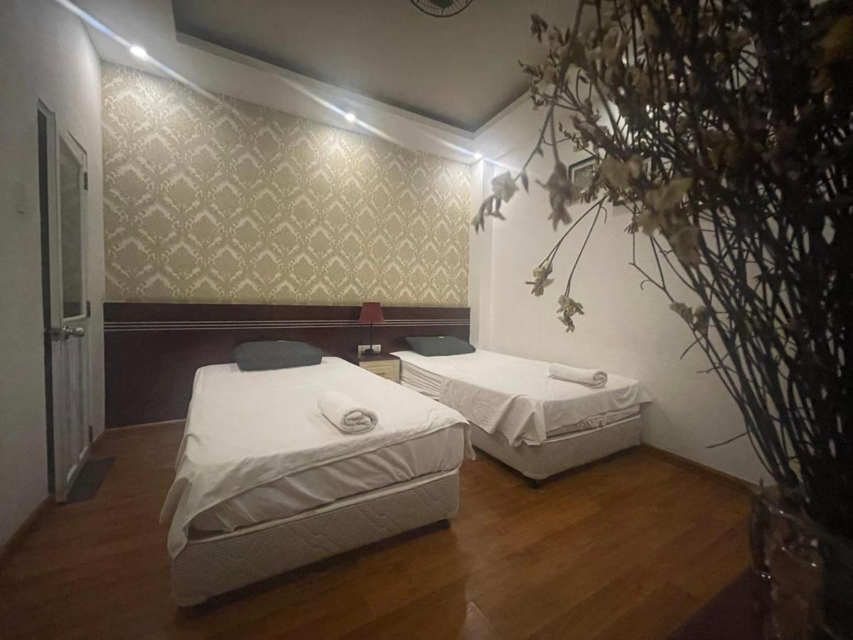 Global Hotel 38 Bui Vien Ho Chi Minh City Exterior photo